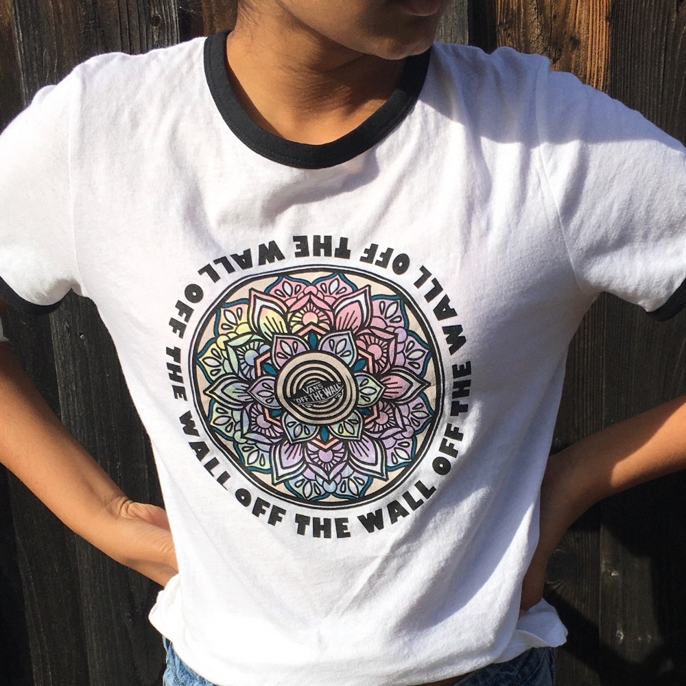 NWT VANS MANDALA T-SHIRT